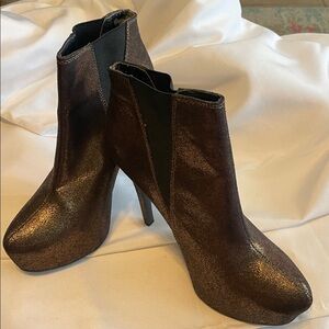 Rock & Republic Shimmering Brown Heeled Boots